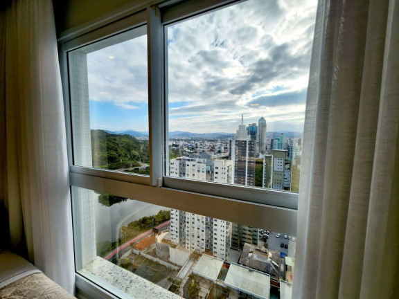 Imagem Apartamento com 4 Quartos à Venda, 310 m² em Centro - Balneário Camboriú Imagem Apartamento com 4 Quartos à Venda, 310 m² em Centro - Balneário Camboriú