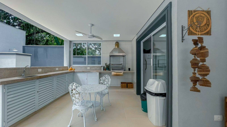 Imagem Casa com 6 Quartos à Venda, 250 m² em Riviera De São Lourenço - Bertioga Imagem Casa com 6 Quartos à Venda, 250 m² em Riviera De São Lourenço - Bertioga