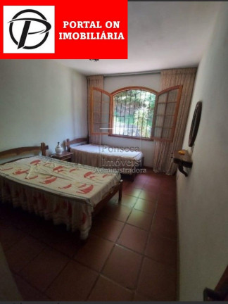 Imagem Imóvel com 3 Quartos à Venda, em Portões - Areal Imagem Imóvel com 3 Quartos à Venda, em Portões - Areal