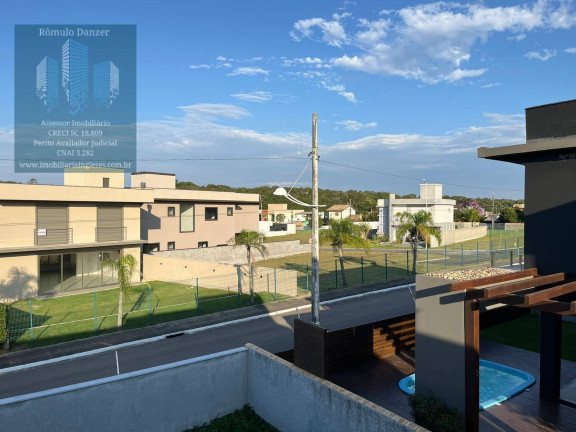 Imagem Casa com 4 Quartos à Venda, 228 m² em São João Do Rio Vermelho - Florianópolis