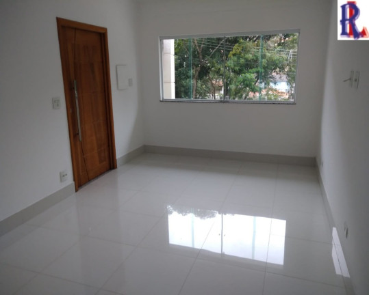 Imagem Sobrado com 3 Quartos à Venda,  em Jardim Santo Elias - São Paulo