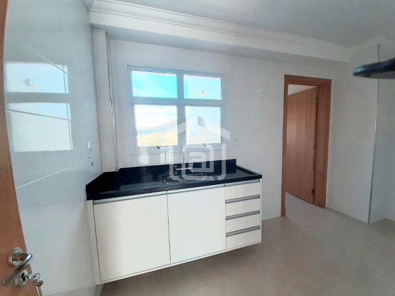 Imagem Imóvel com 3 Quartos à Venda, 132 m² em Jardim Quisisana - Poços De Caldas