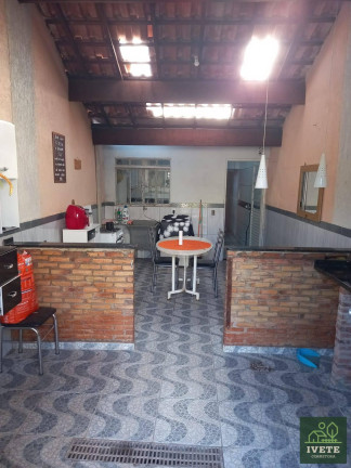 Imagem Casa com 2 Quartos à Venda, 130 m² Imagem Casa com 2 Quartos à Venda, 130 m²