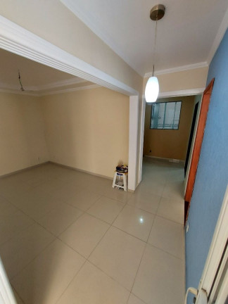 Imagem Casa com 4 Quartos à Venda, 180 m² em Parque Duque - Duque De Caxias