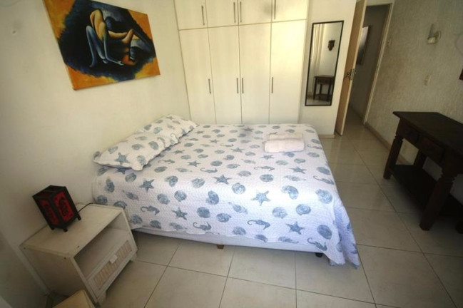 Imagem Apartamento com 2 Quartos para Temporada, 65 m² em Copacabana - Rio De Janeiro