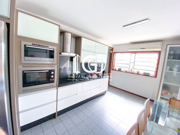 Imagem Casa com 3 Quartos à Venda, 192 m² em São Luiz - Criciúma