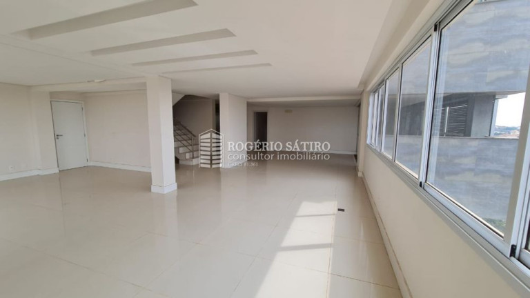 Imagem Cobertura com 5 Quartos à Venda, 557 m² em Mercês - Uberaba