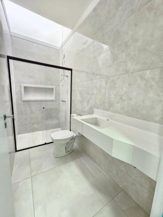 Imagem Casa com 3 Quartos à Venda, 100 m² em Cascavel