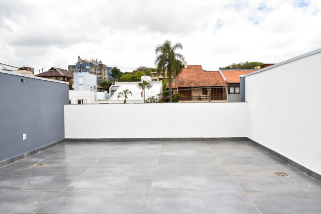 Imagem Casa com 4 Quartos à Venda, em Chácara Das Pedras - Porto Alegre Imagem Casa com 4 Quartos à Venda, em Chácara Das Pedras - Porto Alegre