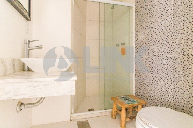 Imagem Imóvel com 2 Quartos à Venda, 182 m² em Bela Vista - Porto Alegre Imagem Imóvel com 2 Quartos à Venda, 182 m² em Bela Vista - Porto Alegre