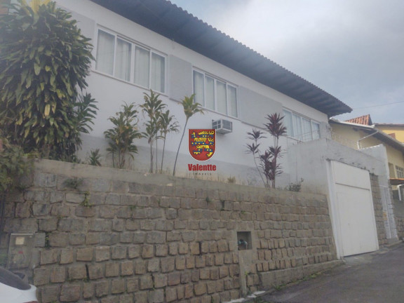 Imagem Casa com 3 Quartos à Venda,  em Agronômica - Florianópolis