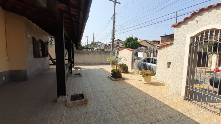 Imagem Casa de Condomínio com 3 Quartos à Venda, 600 m² em Praia Linda - São Pedro Da Aldeia