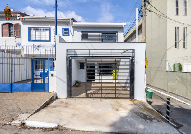 Casa com 3 Quartos para Alugar, 215 m² em Planalto Paulista - São Paulo