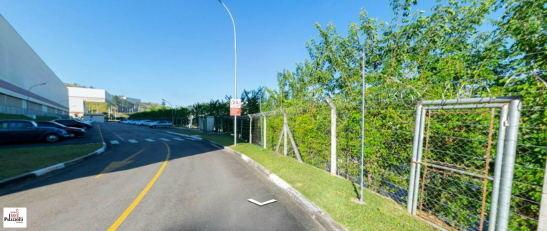 Imóvel Comercial para Alugar, 1.389 m² em Itaqui - Itapevi