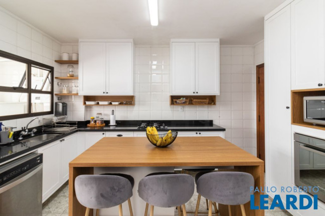 Imagem Apartamento com 4 Quartos à Venda, 149 m² em Vila Bastos - Santo André Imagem Apartamento com 4 Quartos à Venda, 149 m² em Vila Bastos - Santo André