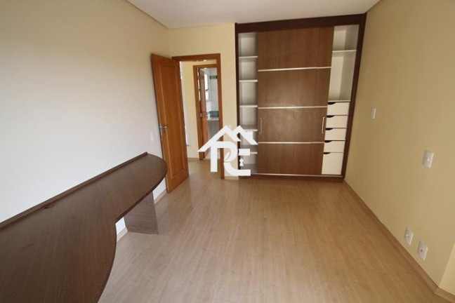 Imagem Casa com 4 Quartos à Venda, 725 m² em Maria Paula - Niterói Imagem Casa com 4 Quartos à Venda, 725 m² em Maria Paula - Niterói