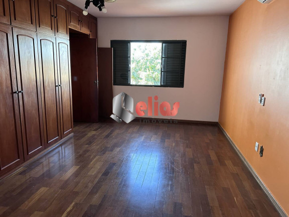 Imagem Casa com 3 Quartos à Venda, 252 m² em Vila Camargo - Bauru Imagem Casa com 3 Quartos à Venda, 252 m² em Vila Camargo - Bauru