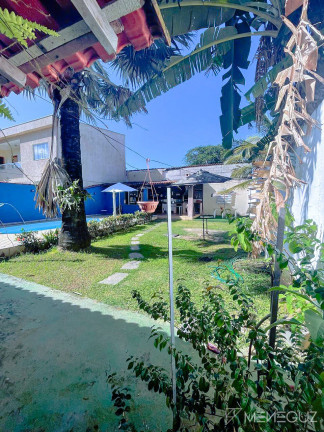 Casa com 3 Quartos à Venda, 364 m² em Setiba - Guarapari