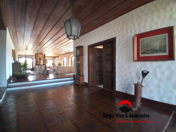 Imagem Casa com 6 Quartos à Venda, 10.000 m² em Vila Iara - Campos Do Jordão