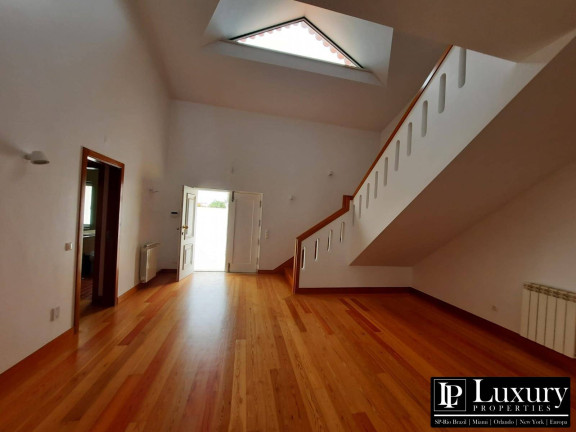 Imagem Casa com 5 Quartos à Venda, 656 m² em Centro - Cascais Imagem Casa com 5 Quartos à Venda, 656 m² em Centro - Cascais