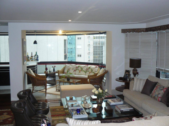 Apartamento com 4 Quartos à Venda, 181 m² em Itaim Bibi - São Paulo