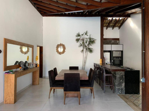 Imagem Casa com 3 Quartos à Venda, 450 m² em Horto Florestal - Ubatuba