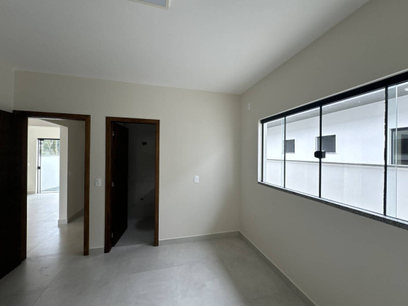 Imagem Casa com 3 Quartos à Venda, 102 m² em Barra Velha Imagem Casa com 3 Quartos à Venda, 102 m² em Barra Velha
