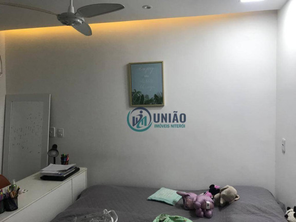 Imagem Casa com 5 Quartos à Venda, 400 m² em Itaipu - Niterói