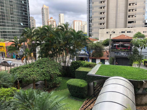 Imagem Imóvel com 1 Quarto para Alugar, 52 m² em Vila Olímpia - São Paulo Imagem Imóvel com 1 Quarto para Alugar, 52 m² em Vila Olímpia - São Paulo