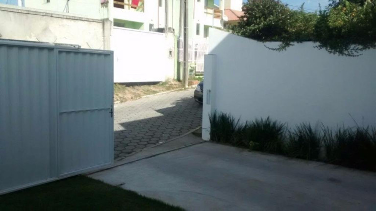 Imagem Sobrado com 3 Quartos à Venda, 360 m² em Ingleses Do Rio Vermelho - Florianópolis