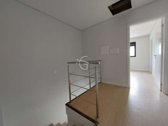 Imagem Casa com 3 Quartos à Venda, 147 m² em América - Joinville Imagem Casa com 3 Quartos à Venda, 147 m² em América - Joinville