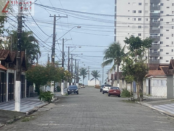 Imagem Casa com 2 Quartos à Venda, 70 m² em Nova Mirim - Praia Grande Imagem Casa com 2 Quartos à Venda, 70 m² em Nova Mirim - Praia Grande