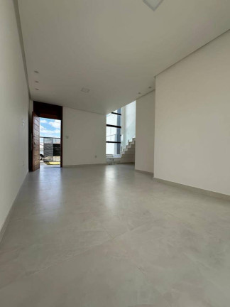 Imagem Casa com 3 Quartos à Venda, 130 m² em Papagaio - Feira De Santana Imagem Casa com 3 Quartos à Venda, 130 m² em Papagaio - Feira De Santana