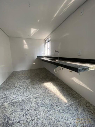 Imagem Apartamento com 2 Quartos à Venda, 70 m² em Lourdes - Belo Horizonte