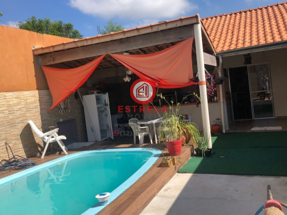 Casa com 3 Quartos à Venda, 260 m² em Jardim Olympia - Jacareí