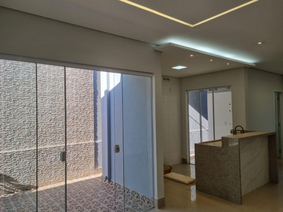 Imagem Casa com 3 Quartos à Venda, 107 m² em Vila Morumbi - Campo Grande Imagem Casa com 3 Quartos à Venda, 107 m² em Vila Morumbi - Campo Grande