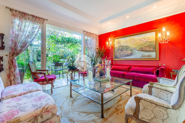 Imagem Casa com 5 Quartos à Venda, 572 m² em Jardim Luzitânia - São Paulo Imagem Casa com 5 Quartos à Venda, 572 m² em Jardim Luzitânia - São Paulo