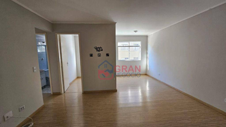 Imagem Apartamento com 3 Quartos à Venda, 53 m² em Pinheirinho - Curitiba