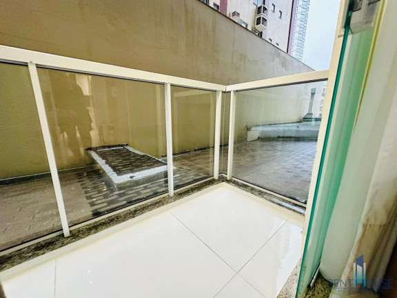 Imagem Apartamento com 2 Quartos à Venda, 65 m² em Centro - Balneário Camboriú
