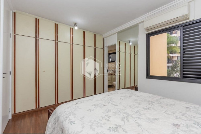 Imagem Apartamento com 3 Quartos à Venda, 101 m² em Moema - São Paulo Imagem Apartamento com 3 Quartos à Venda, 101 m² em Moema - São Paulo