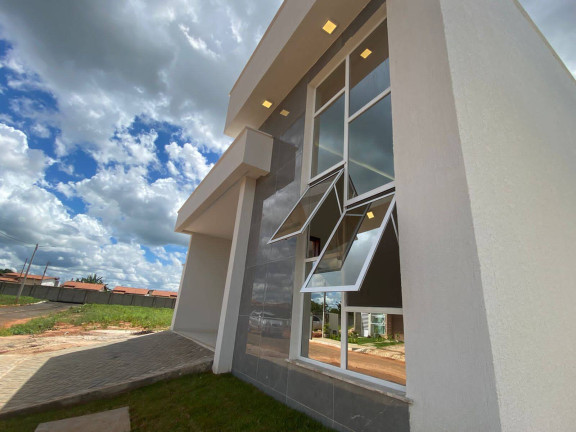 Casa com 4 Quartos à Venda, 200 m² em Bela Vista - Mossoró