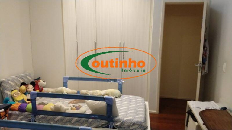 Imagem Apartamento com 4 Quartos à Venda, 160 m² em Tijuca - Rio De Janeiro Imagem Apartamento com 4 Quartos à Venda, 160 m² em Tijuca - Rio De Janeiro