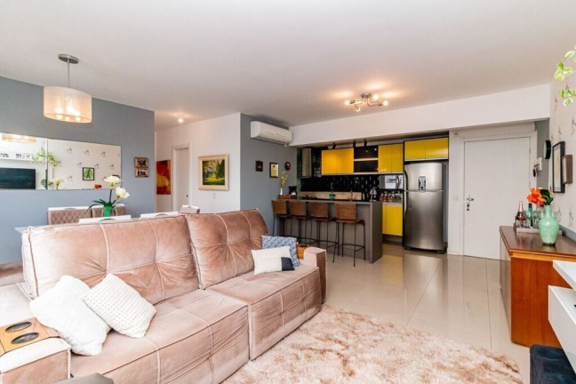 Imagem Apartamento com 3 Quartos à Venda, 76 m² em São Sebastião - Porto Alegre