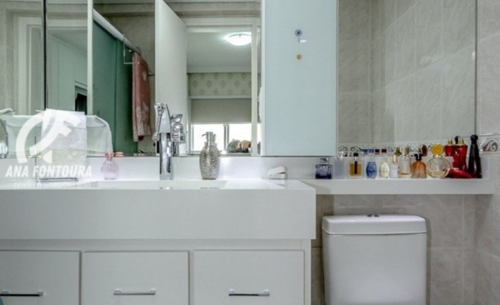 Imagem Apartamento com 3 Quartos à Venda, 100 m² em Centro - Balneário Camboriú Imagem Apartamento com 3 Quartos à Venda, 100 m² em Centro - Balneário Camboriú