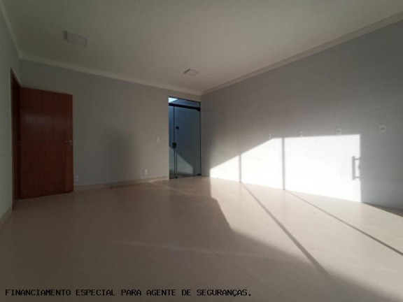 Imagem Casa com 2 Quartos à Venda, 125 m² em Parque Avenida - Maringá
