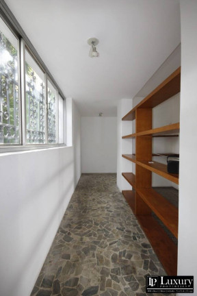 Imagem Casa com 3 Quartos à Venda, 380 m² em Pacaembu - São Paulo