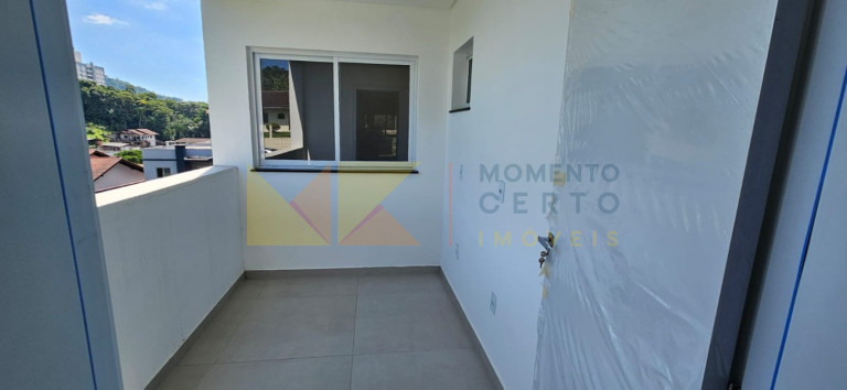 Imagem Sobrado com 3 Quartos à Venda, 263 m² em Velha - Blumenau