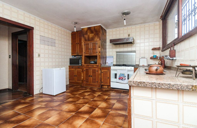 Imagem Casa com 4 Quartos à Venda, 252 m² em Jardim Isabel - Porto Alegre