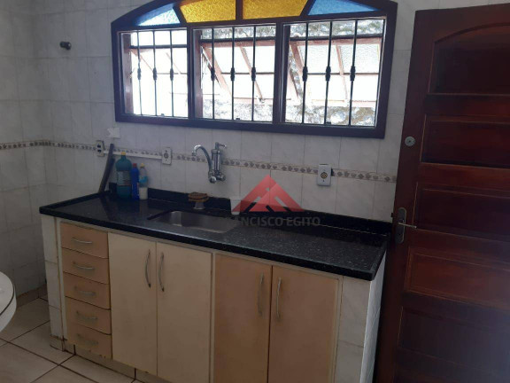 Imagem Casa com 3 Quartos à Venda, 150 m² em Santa Rosa - Niterói Imagem Casa com 3 Quartos à Venda, 150 m² em Santa Rosa - Niterói