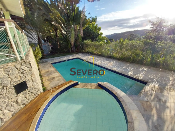 Casa com 6 Quartos à Venda, 300 m² em Piratininga - Niterói
